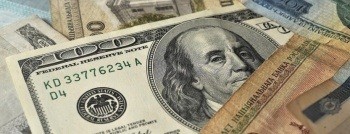 Курс доллара и евро выросли по отношению к белорусскому рублю